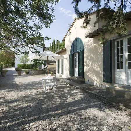 Sleeps 2 Air Con Wifi Cortona